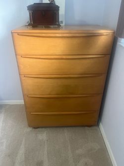Vintage Heywood-Wakefield MCM 5-Drawer Tallboy Dresser - Solid Wood