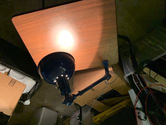 Desk lamp clamps