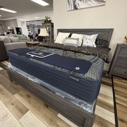 4 PC KING BEDROOM SET 