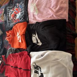 4 Nike Hoodies 1 Adidas Hoodie 1 Juice Wrld T Shirt 