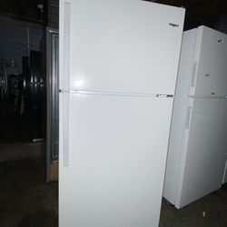 Top-Freezer WHIRLPOOL Color White