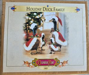 Grandeur Noel Holiday Duck Family 2001 Collector's Edition