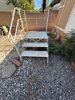 Metal steps
