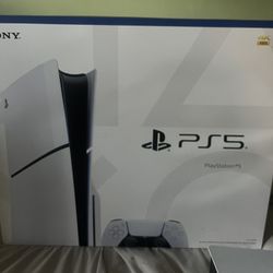 PS5  Plus  God Of War Ragnarok Game 