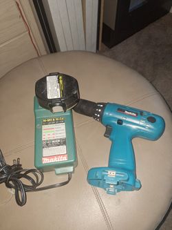 Makita Drills And Chargers