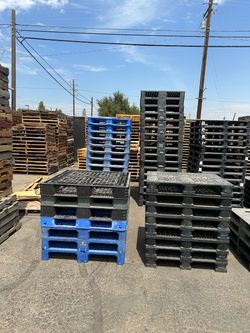 Plastic pallets