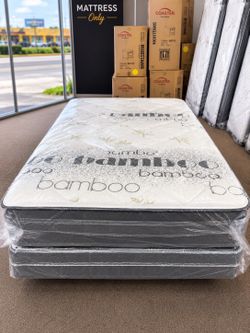 Colchón Full Plush + Box / Full Mattress Set