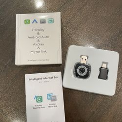 Brand New : 4 in 1 Wireless CarPlay Adapter 