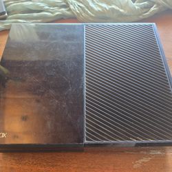 Xbox One and Xbox 360 Elite Consoles and Rechargeable Controller Battery