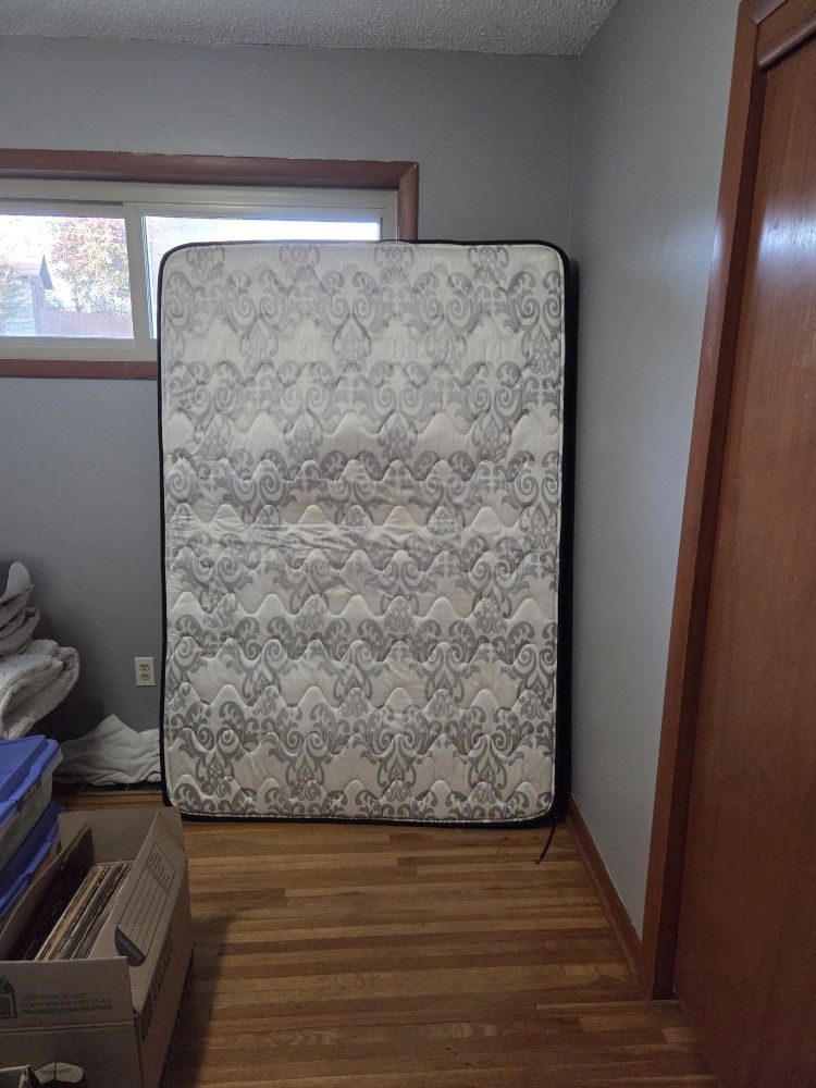 Full Size Mattress