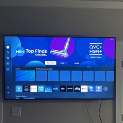 65 inch Samsung UDH smart Tv