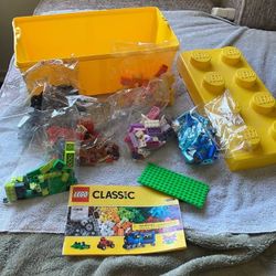 Lego classic medium creative brick box 10696 best sale playset toy