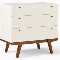 🏡 West Elm White & Walnut Dresser – Excellent Condition, Major Discount 