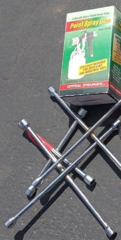 Lot Of Car Truck Related Tools , Paint Sprayer And 3 Tire Cross Bars