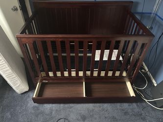 Graco Baby Crib