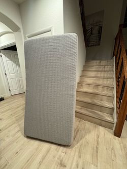 Casper twin mattress in excellent condition