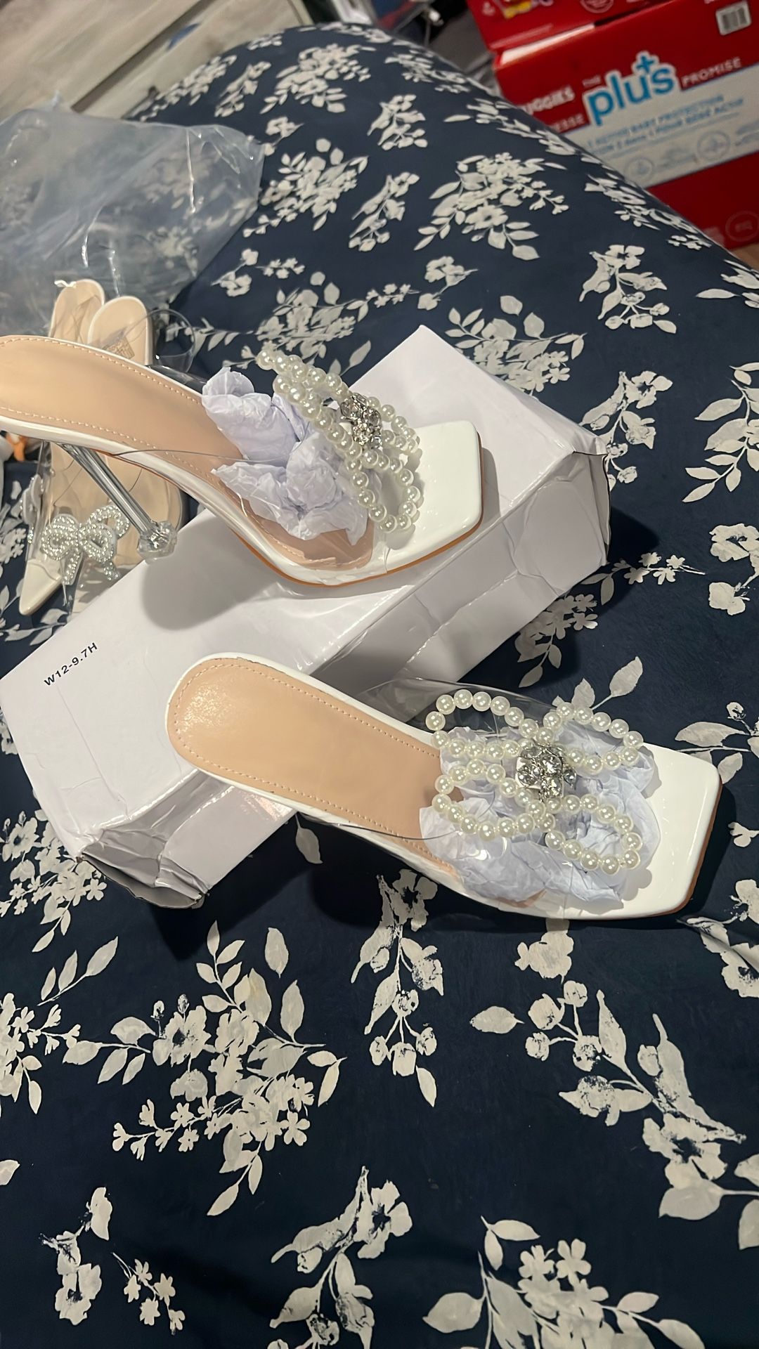 BRAND NEW HEELS
