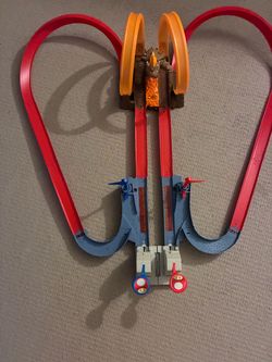 Mario hot wheels race track