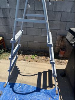 Pool Ladder/Stairs