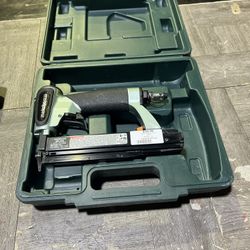 Metabo 1-3/8” pin nailer with case pick up only 