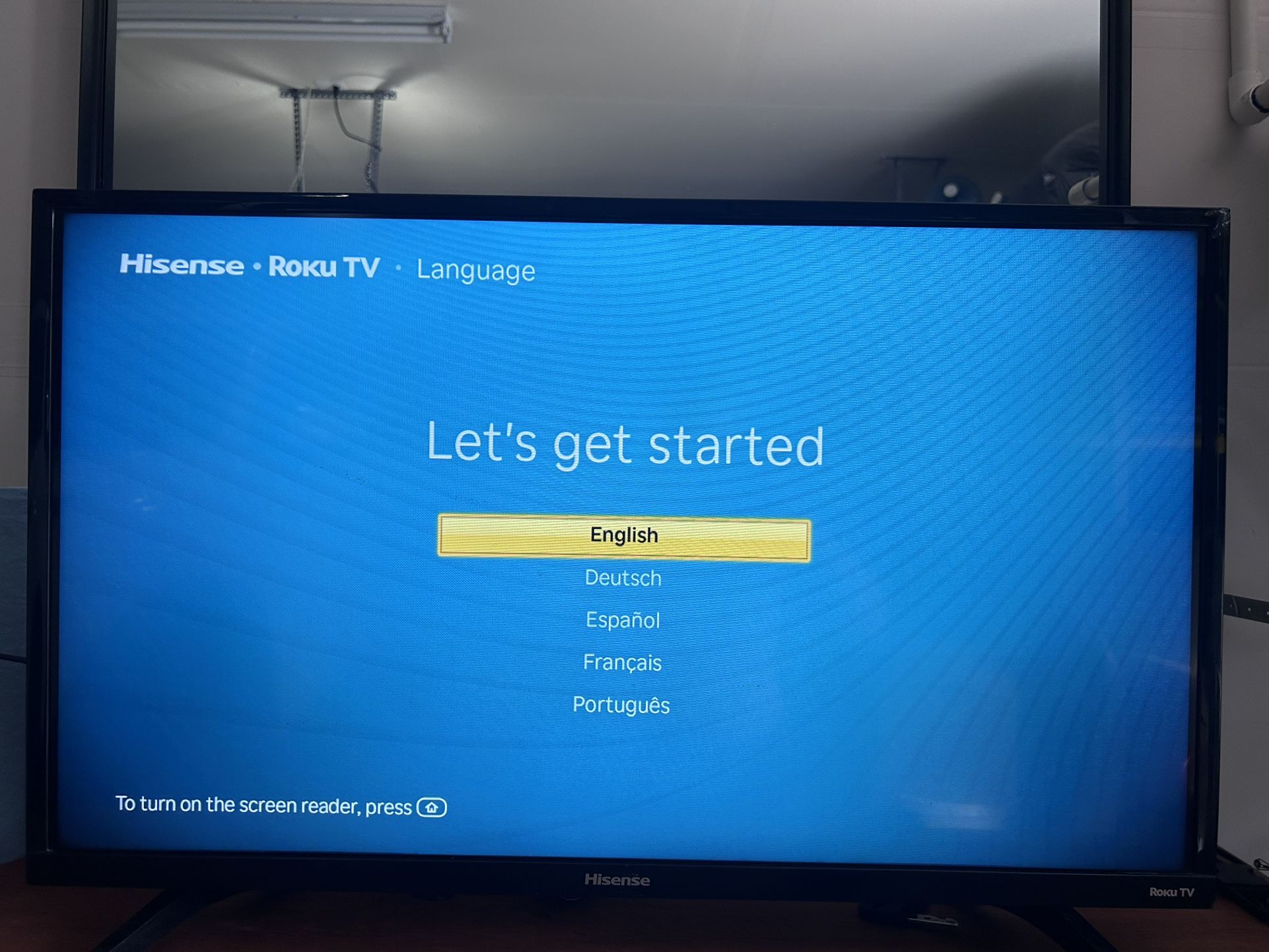 Hisense 32 In Roku Tv With The Remote Control