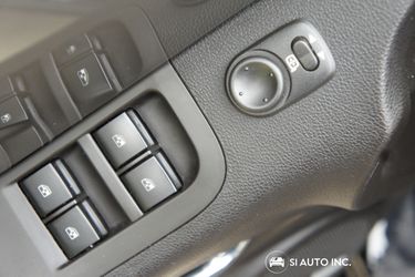 2011 Chevrolet Camaro Thumbnail