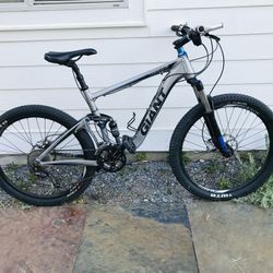 Giant Trance Full Suspension Mountain Bike 