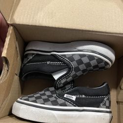 Lot of baby shoes! Zapatos de niño!!