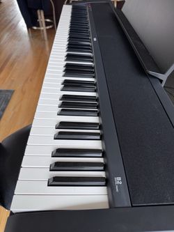 SUPER OFFER PIANO KORG B2 JUST 200 !!!!!