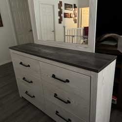 Sturdy Wood Grey Dresser with Mirror 