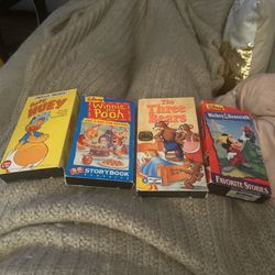 Bundle Of 4 Classic Vintage Classic Cartoons On VHS! 