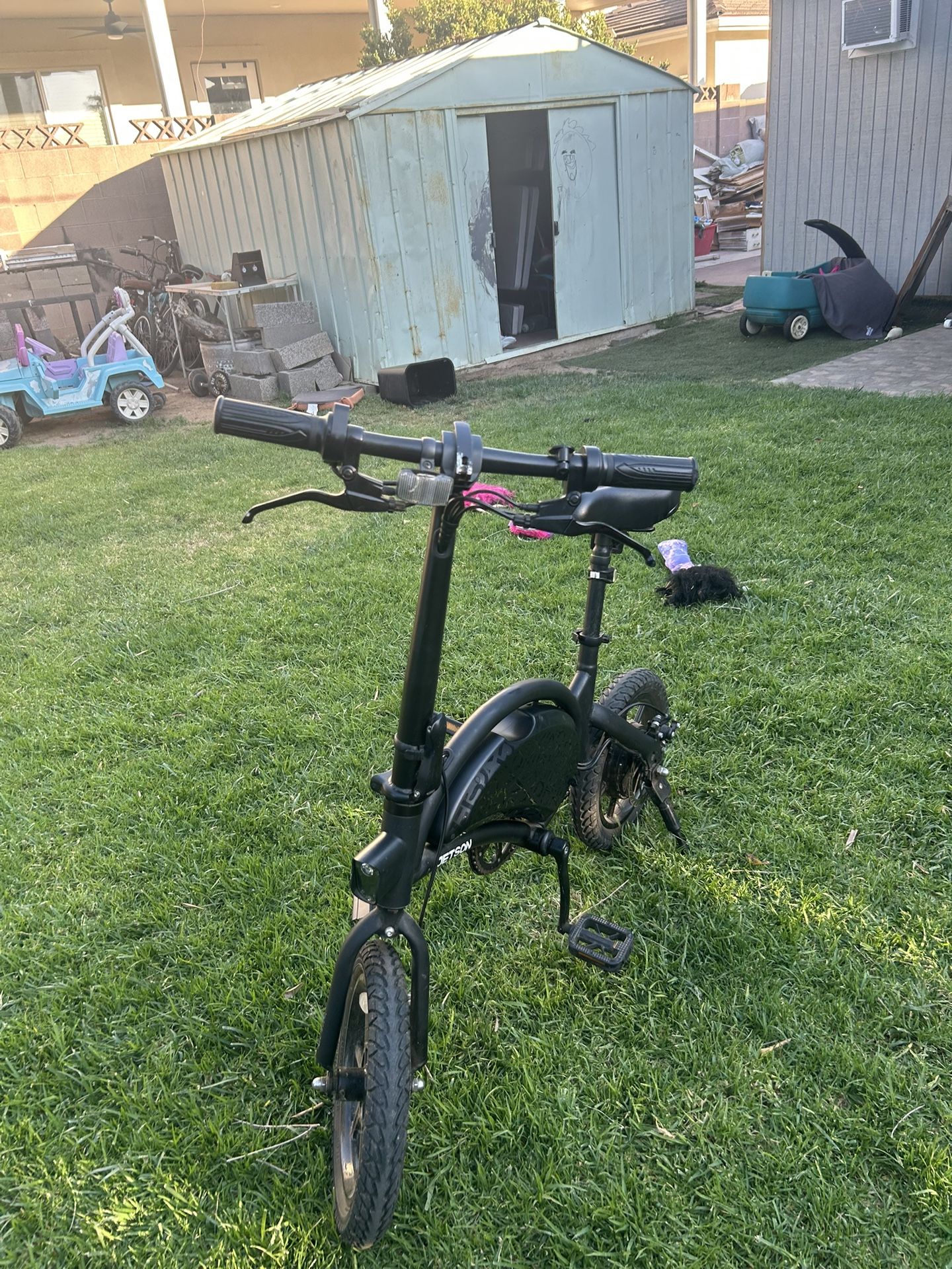 Jetson Bolt Pro Looking For Trades