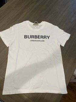 Woman’s Burberry L