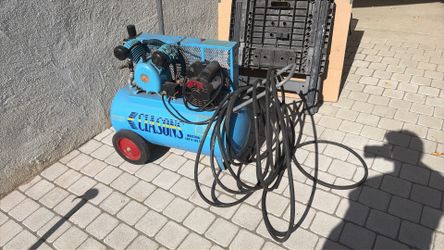 Large Compressor With Hose