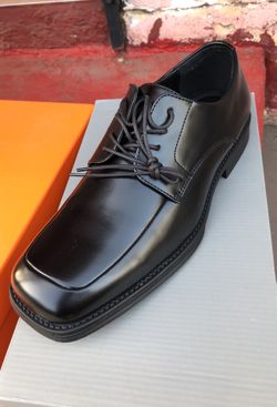 Reaction Kenneth Cole men dressing shoes