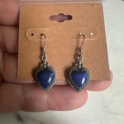 925 Sterling silver heart ❤️ dangle / hook earrings w/ genuine lapis gemstones, marked 925 - Beautiful royal blue stones