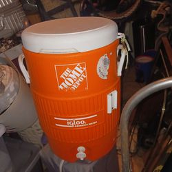Ex Larg Water Cooler 10 Gal Paid 48+ Sell 18 Firm Look My Post Tons Item
