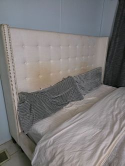 King bed by Carlo Perazzi