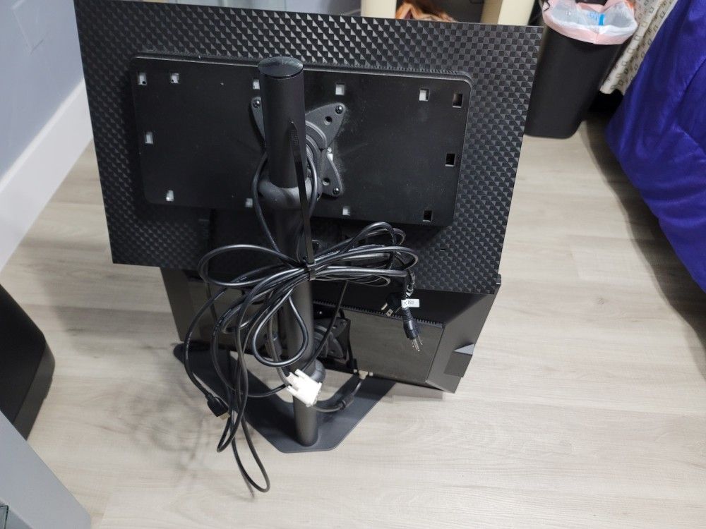 Gaming Monitor 23" 1080p 120hz With Dual Arm Stand Plus More