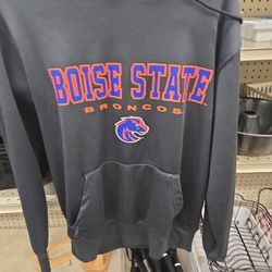 Bosie State Broncos Black Sweater  Size Adult  Medium 