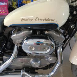 2013 Harley-Davidson Sportster (contact info removed) Original Miles Mint Condition
