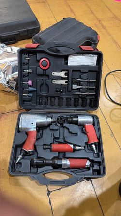 Husky Air Tool Set with Case