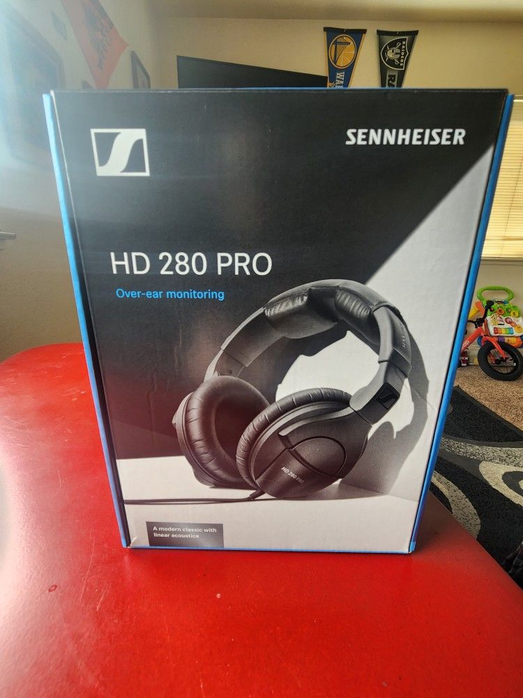 Monitoring Headphones 