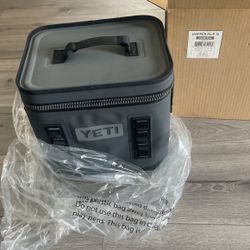 YETI HOPPER 12 CHARCOAL GREY COOLER LEAKPROOF CAR BEACH CAMPING BIKE WORK PICNIC COOL 