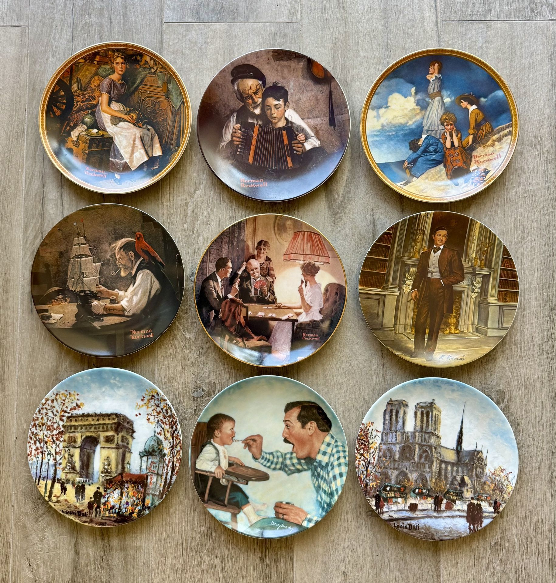 A collection of 9 vintage Knowles fine china,