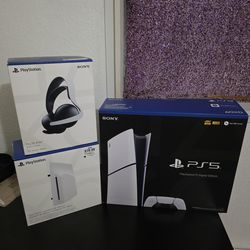 PS5 DIGITAL EDITION W/DISC DRIVE & PULSE ELITE