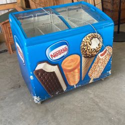 Nestlé display freezer