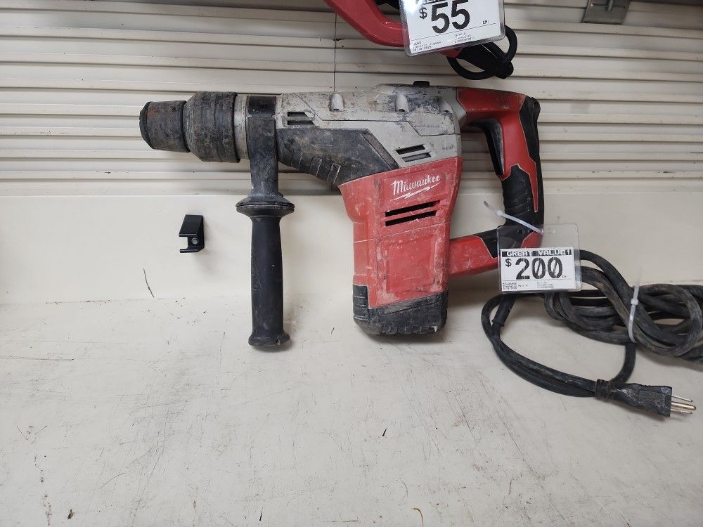 Milwaukee Rotary Hammer