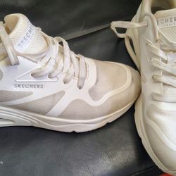 Skechers UNO - Stand on Air