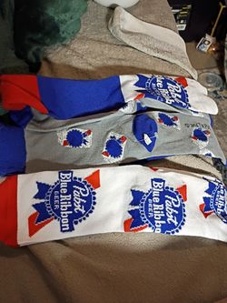 Men's tube socks three pairs Bigelow life new no tags $3 each size 8/10